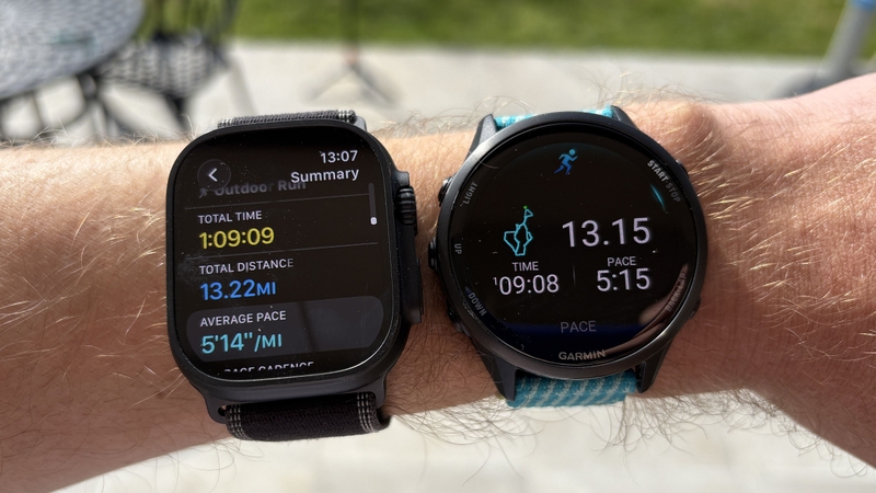 So sánh Garmin và Apple Watch - 1