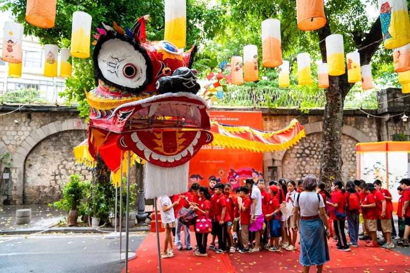 Phố Bích họa Phùng Hưng