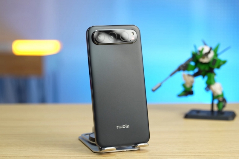 Titanium Black - Sắc đen thanh lịch và bí ẩn