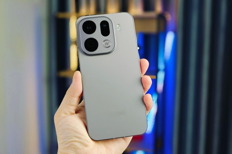 So sánh OPPO Reno15 Pro và OPPO Find X9 (1)