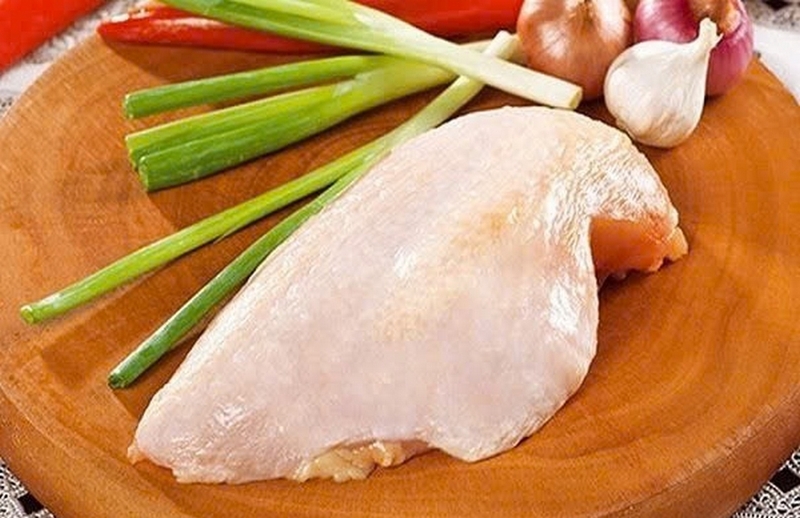 500g ức gà bao nhiêu protein ảnh 2