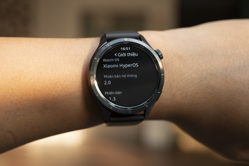 Xiaomi Watch S4 chạy hệ điều hành HyperOS