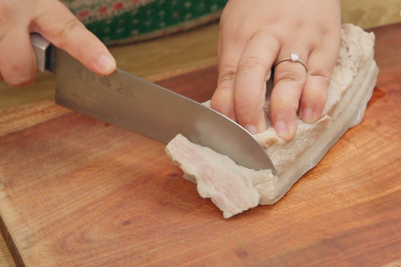 Cách thái thịt heo ngon, đẹp mắt