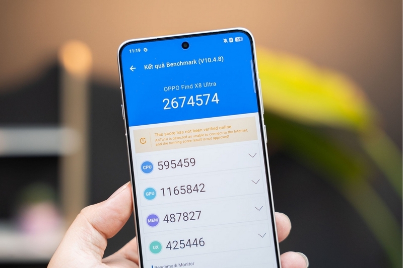 So sánh OPPO Find X8 Ultra và iPhone 16 Pro Max chi tiết - 4
