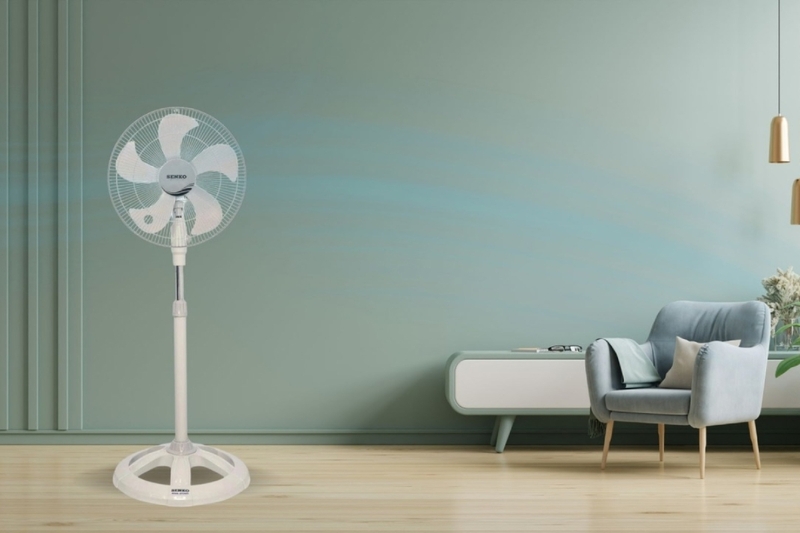 Tiêu chí chọn quạt cây đứng tốt nhất 2026 cho gia đình