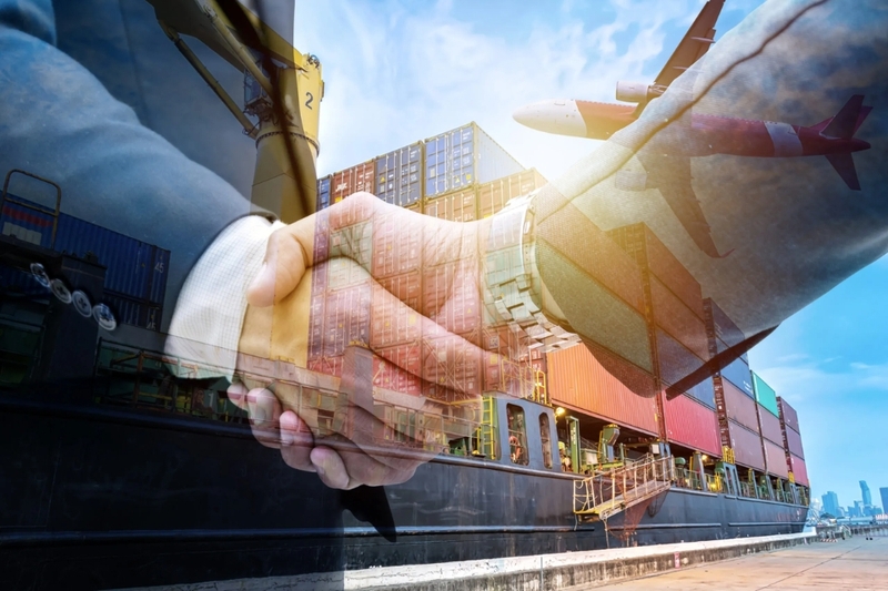 Hoạt động xuất nhập khẩu đóng vai trò then chót trong việc thúc đẩy tăng trưởng kinh tế của Việt Nam