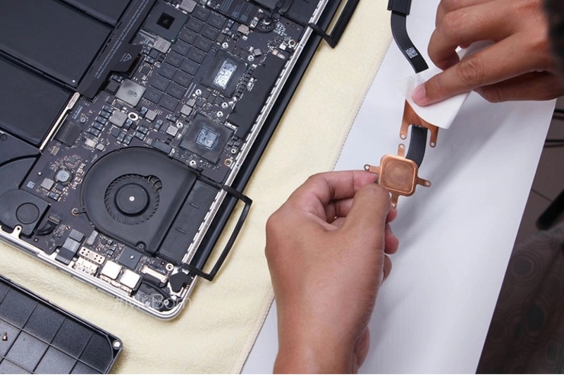 Giá vệ sinh MacBook - 6