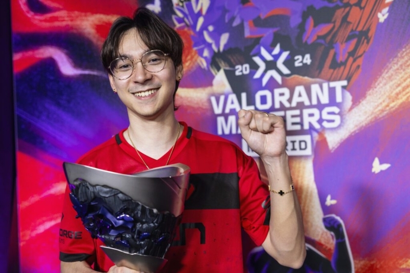 Phong cách thi đấu và ảnh hưởng của TenZ Valorant