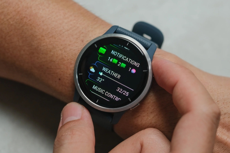 So sánh Garmin Venu 2 và Venu 2S về tính năng thông minh khác
