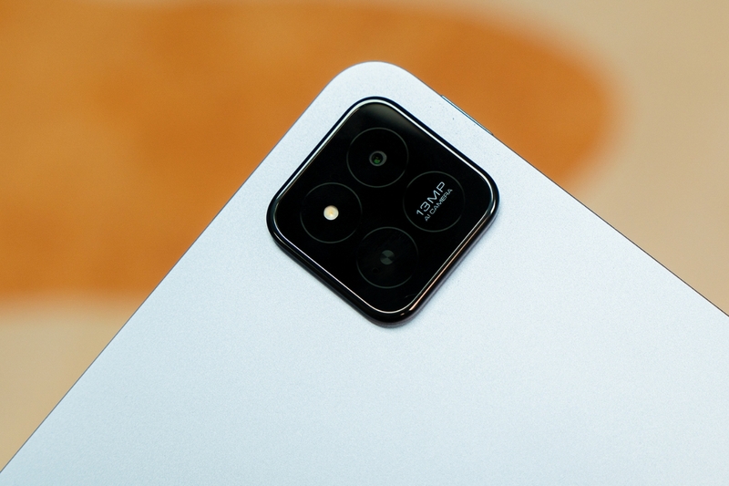 Xiaomi Pad 7 sở hữu camera sau 13MP và camera trước 8MP