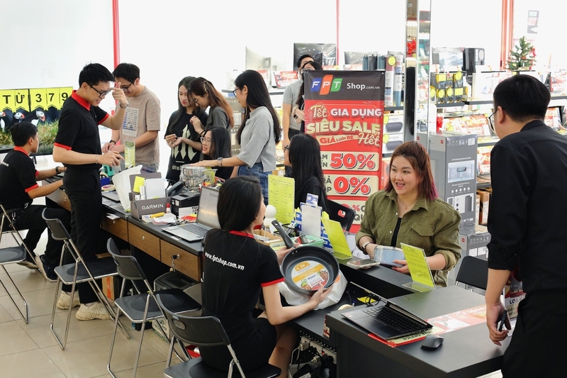 FPT Shop phân phối củ sạc và dây cáp Xiaomi chính hãng