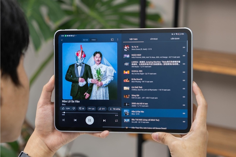 Không chỉ pin trâu hơn, OPPO còn trang bị công nghệ sạc nhanh SuperVOOC 67W