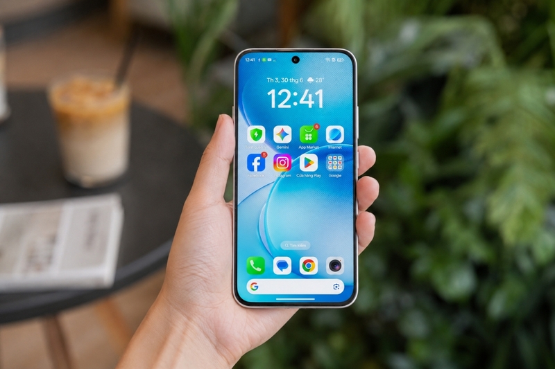 Màn hình của OPPO Reno16 F 5G