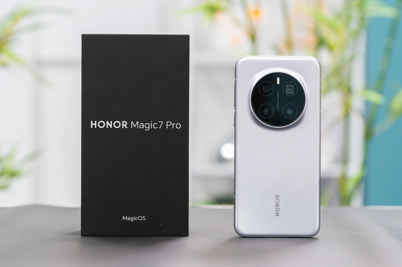 Honor Magic7 Pro