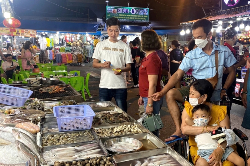 Chợ đêm Phú Quốc có gì - 2