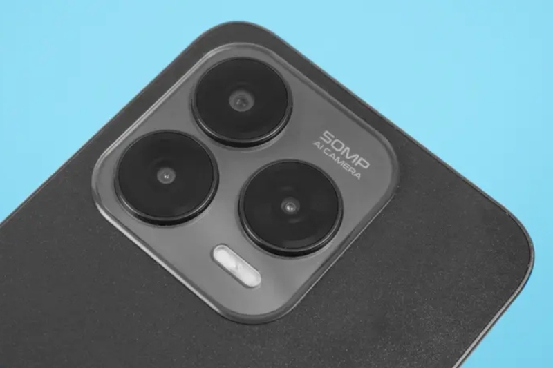 Nubia V70 Design (6)