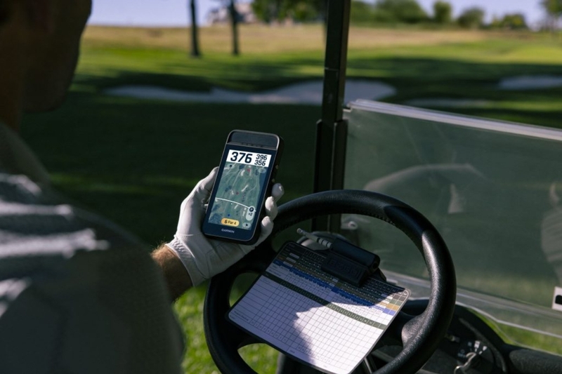 Thiết kế cầm tay cao cấp, tối ưu cho sân golf