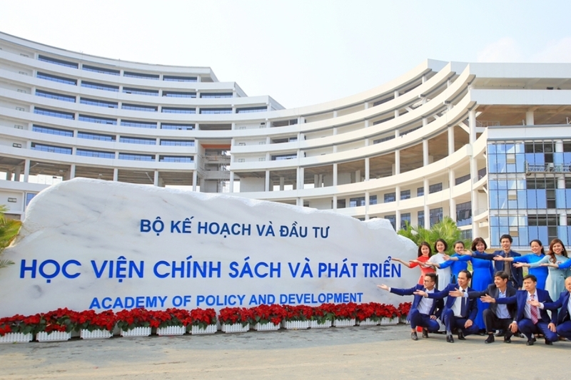 APD là Học viện Chính sách và Phát triển