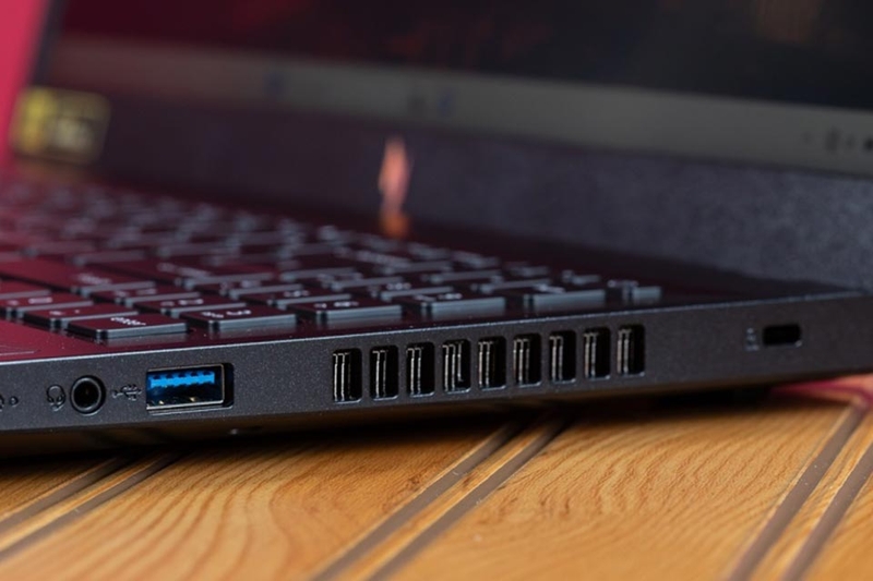 Laptop Acer Nitro V ANV15-51-78BG - 07