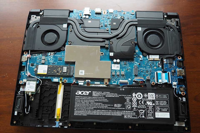 Laptop Acer Nitro V ANV16 41 R4KD - 03