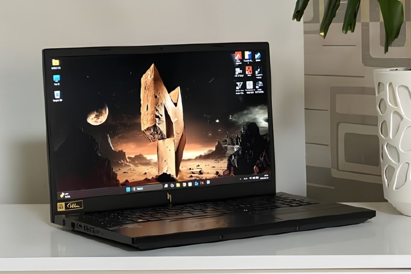 Acer Nitro V Gaming ANV15-41-R1JY R5 6600H