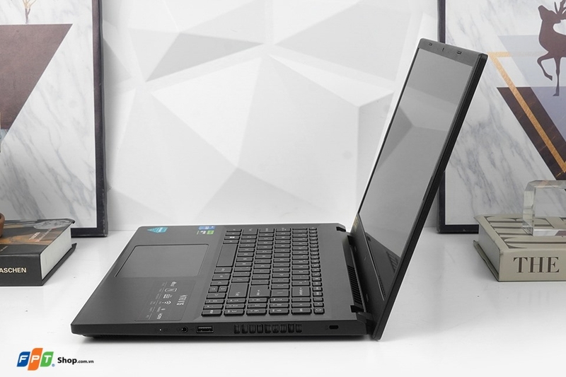 Acer-Nitro-V-Gaming-ANV15-fpt-10.jpg