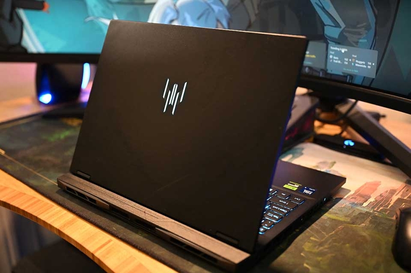 Đánh giá Acer Predator Helios Neo - 07