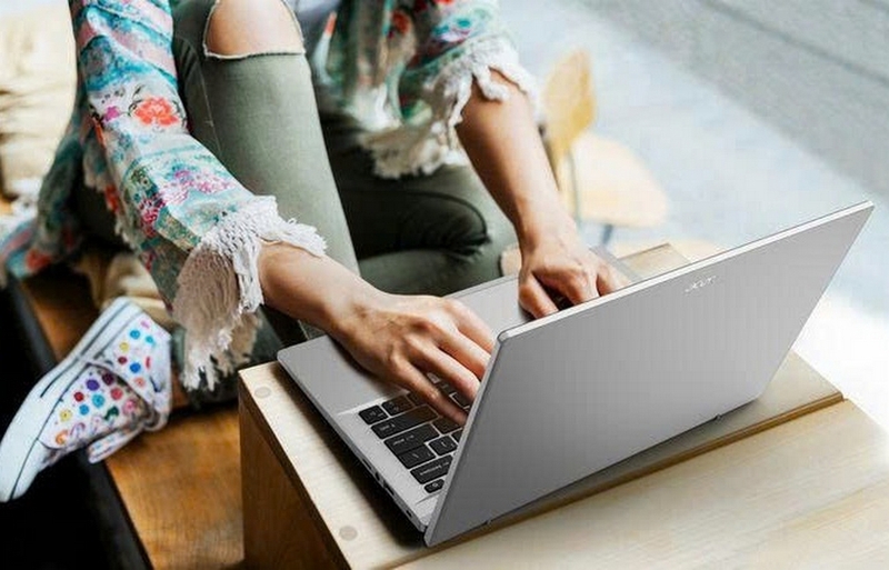 Acer Swift Go 14 chơi được game gì ảnh 1