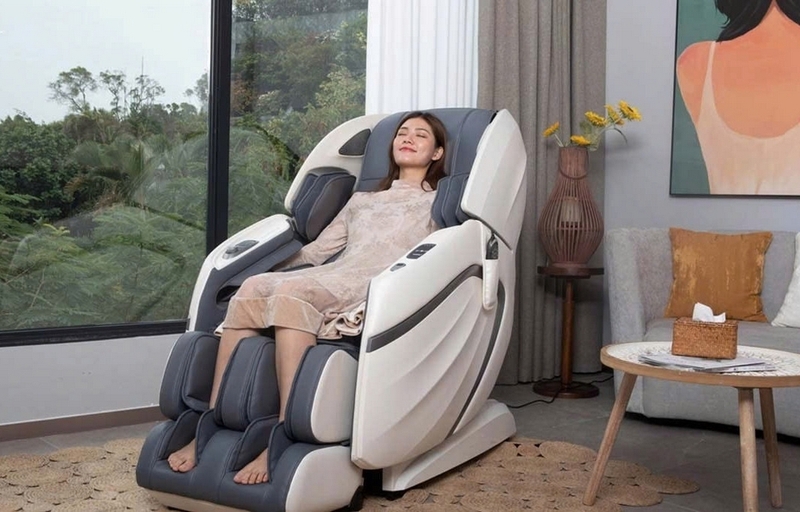 Ai không nên ngồi ghế massage toàn thân ảnh 1