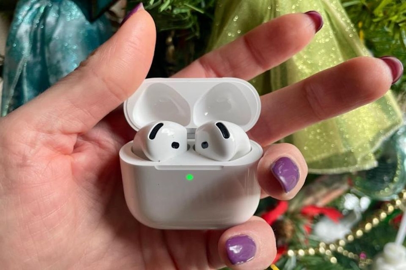 AirPods 4 ANC chống ồn