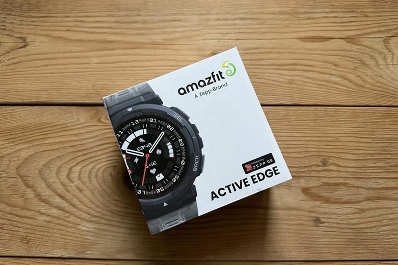 Review đồng hồ Amazfit Active Edge - 02