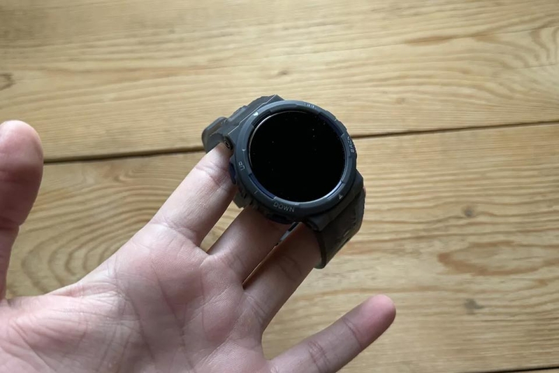 Review đồng hồ Amazfit Active Edge - 03