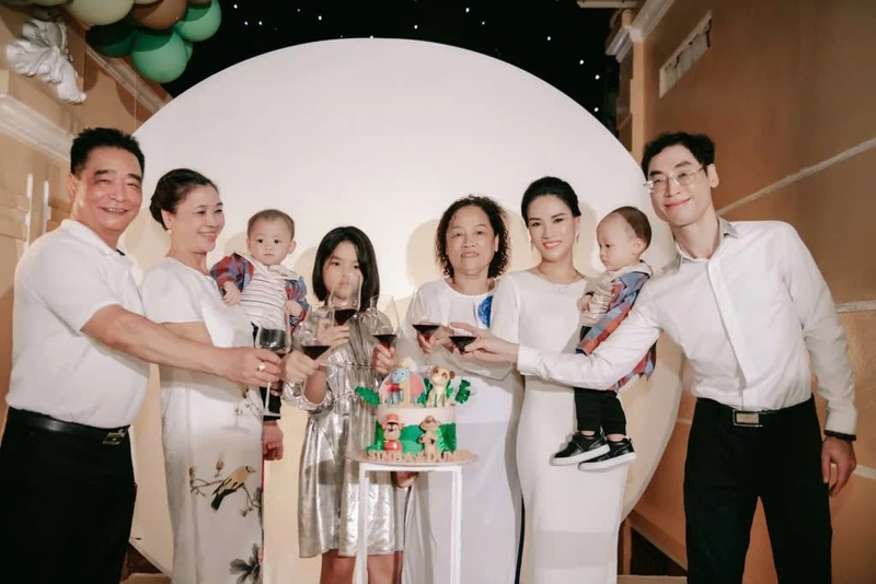 Ảnh gia đình-7.jpg