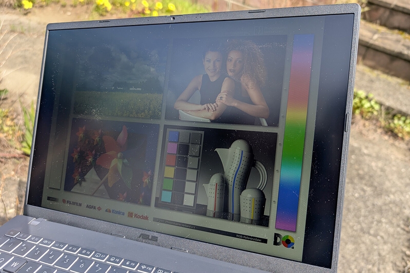 Đánh giá Asus Vivobook Gaming V16 - 02