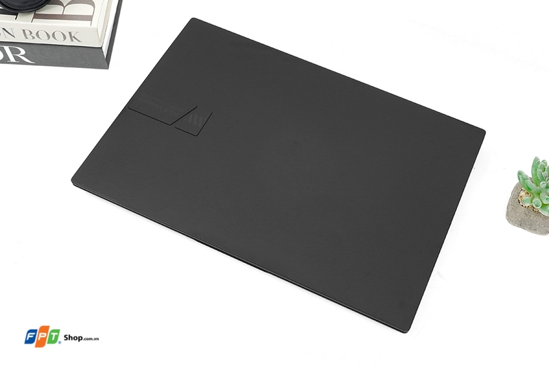 Asus Vivobook K3605ZA-RP564W-15.jpg