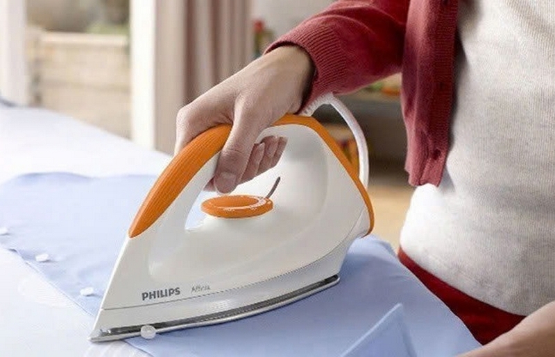Bàn ủi Philips không nóng ảnh 8