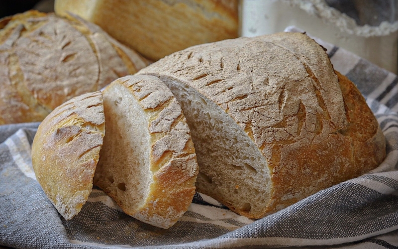 Sourdough là loại bánh mì được làm bằng phương pháp lên men tự nhiên