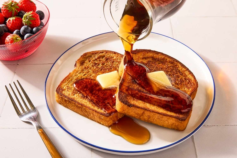 Toast là bánh mì được nướng giòn