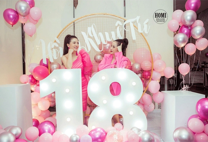 Bánh sinh nhật 18 tuổi (1)