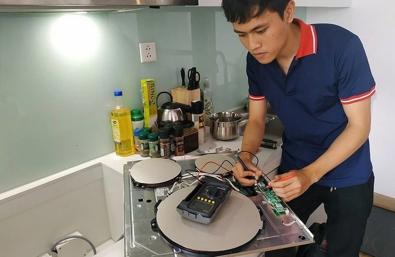 Bếp hồng ngoại Sanaky báo lỗi E4 ảnh 5