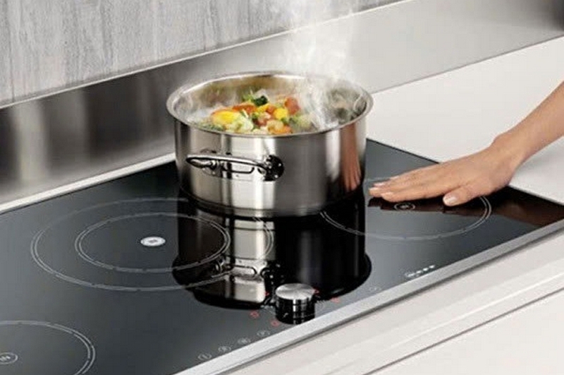 Bếp từ Toshiba lỗi H13 ảnh 2