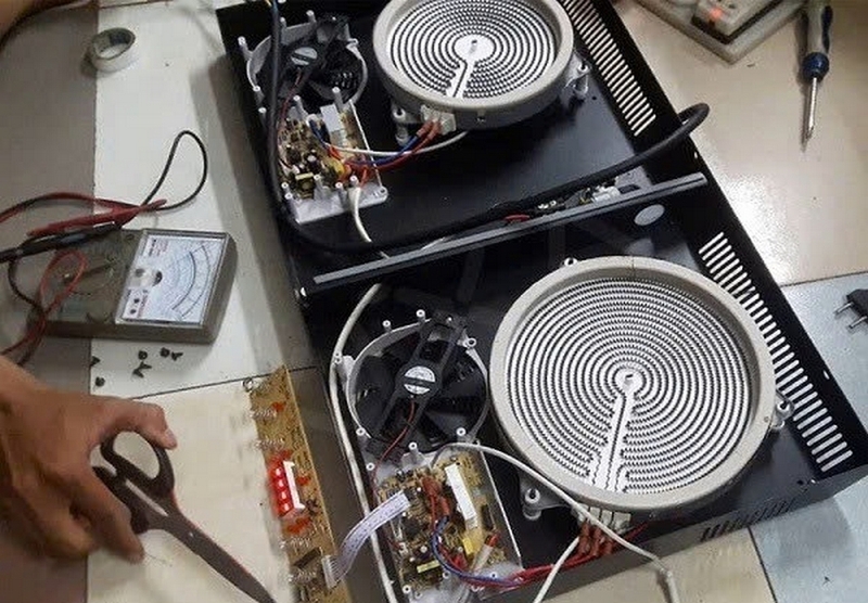 Bếp từ Toshiba lỗi H13 ảnh 4