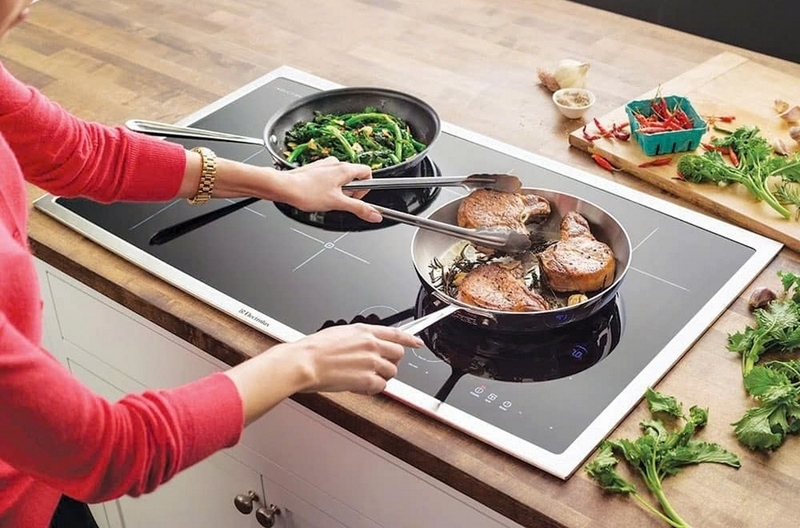 Bếp từ Toshiba lỗi H13 ảnh 6