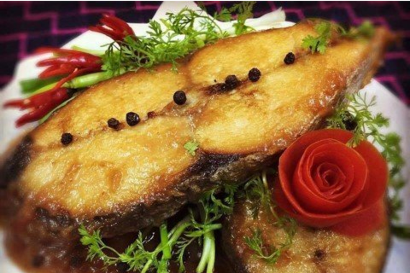 Cá thu một nắng rim nước dừa