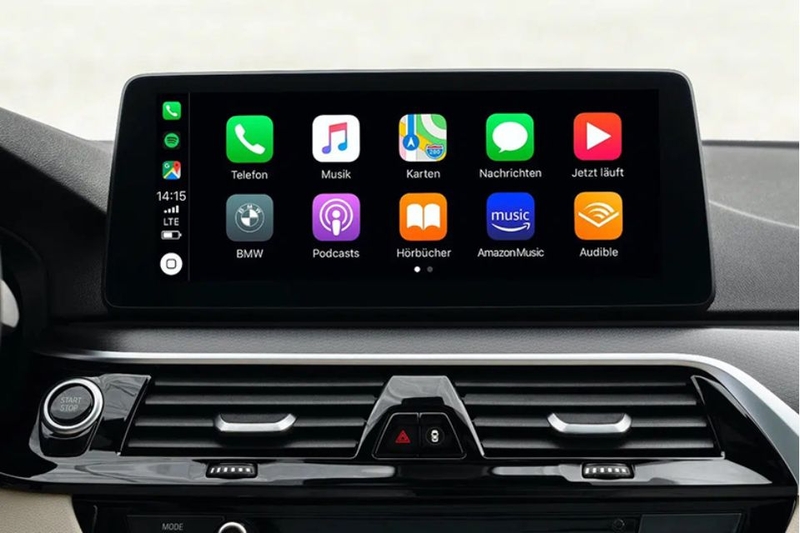 Kết nối iPhone với màn hình ô tô bằng Apple CarPlay