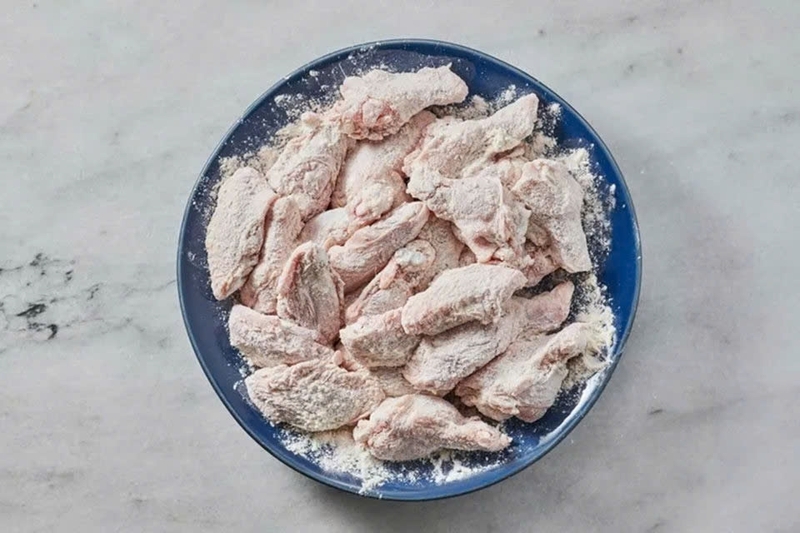 Cách làm cánh gà chiên bơ tỏi ảnh 4