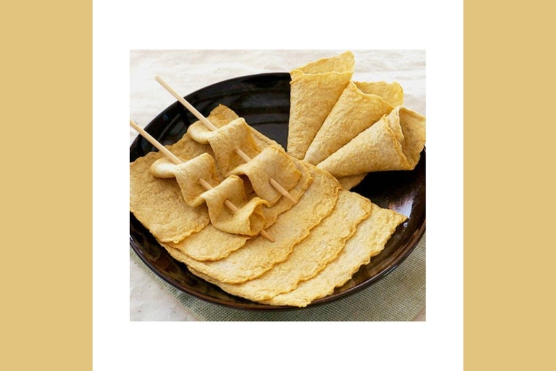 Chả cá (odeng) là một nguyên liệu không thể thiếu trong món lẩu tokbokki