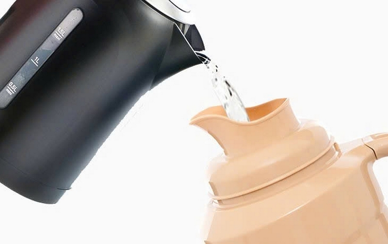 C&aacute;ch sử dụng b&igrave;nh giữ nhiệt đ&uacute;ng an to&agrave;n ảnh 4