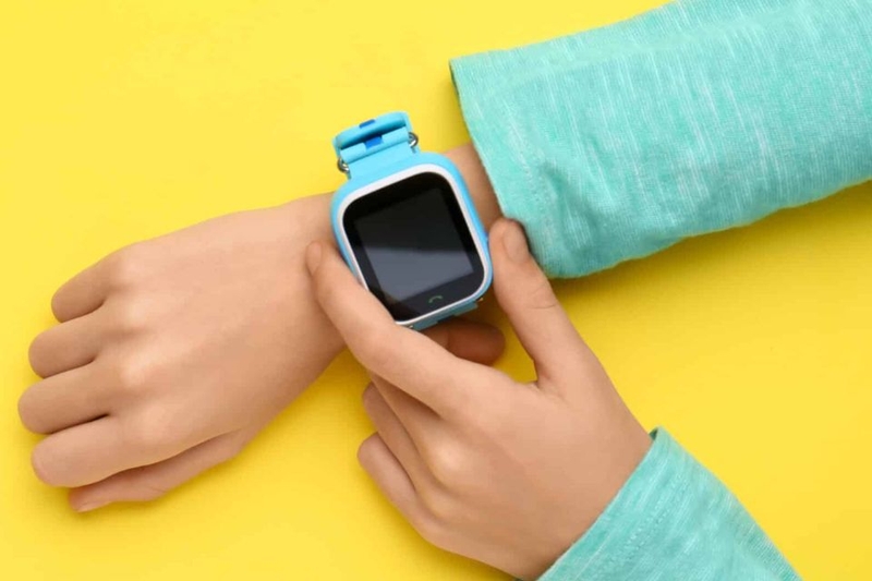 Cách tắt nguồn khi đồng hồ bị treo