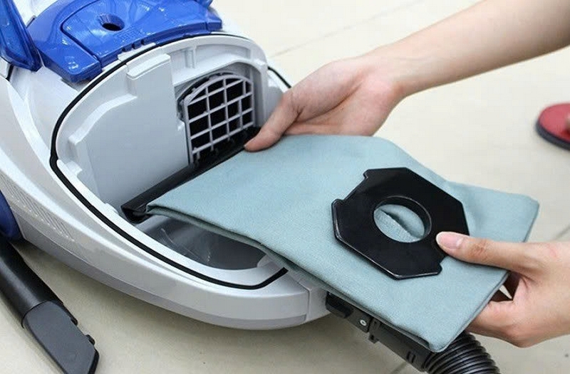 Cách tháo máy hút bụi Panasonic ảnh 1